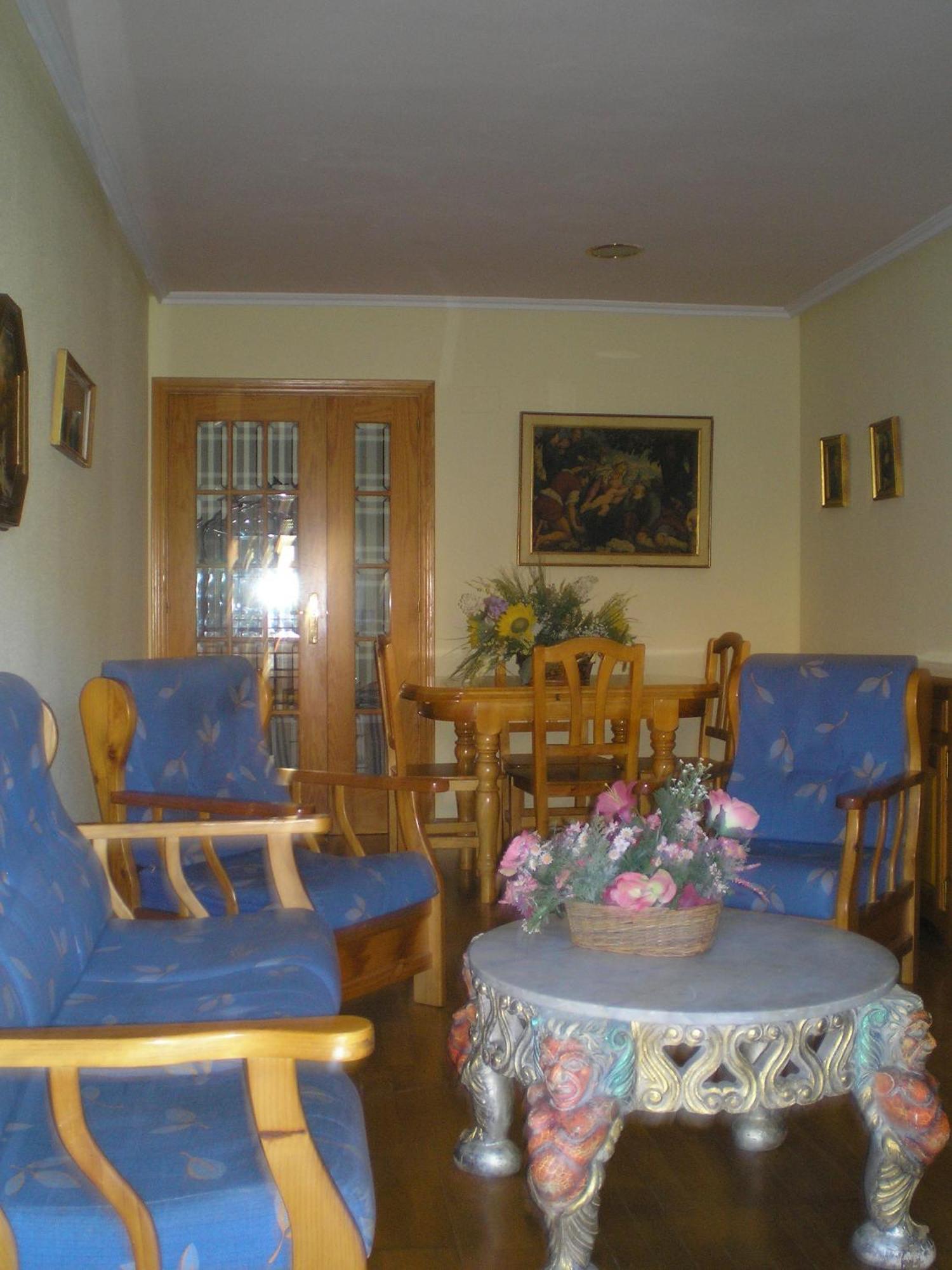Apartamentos Turisticos Sol Y Nieve Jaca Buitenkant foto